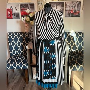 NY&CO pleated dress